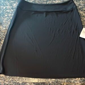 Tahari size 10 Bnwt $268 Elegant Black Women's Skirt